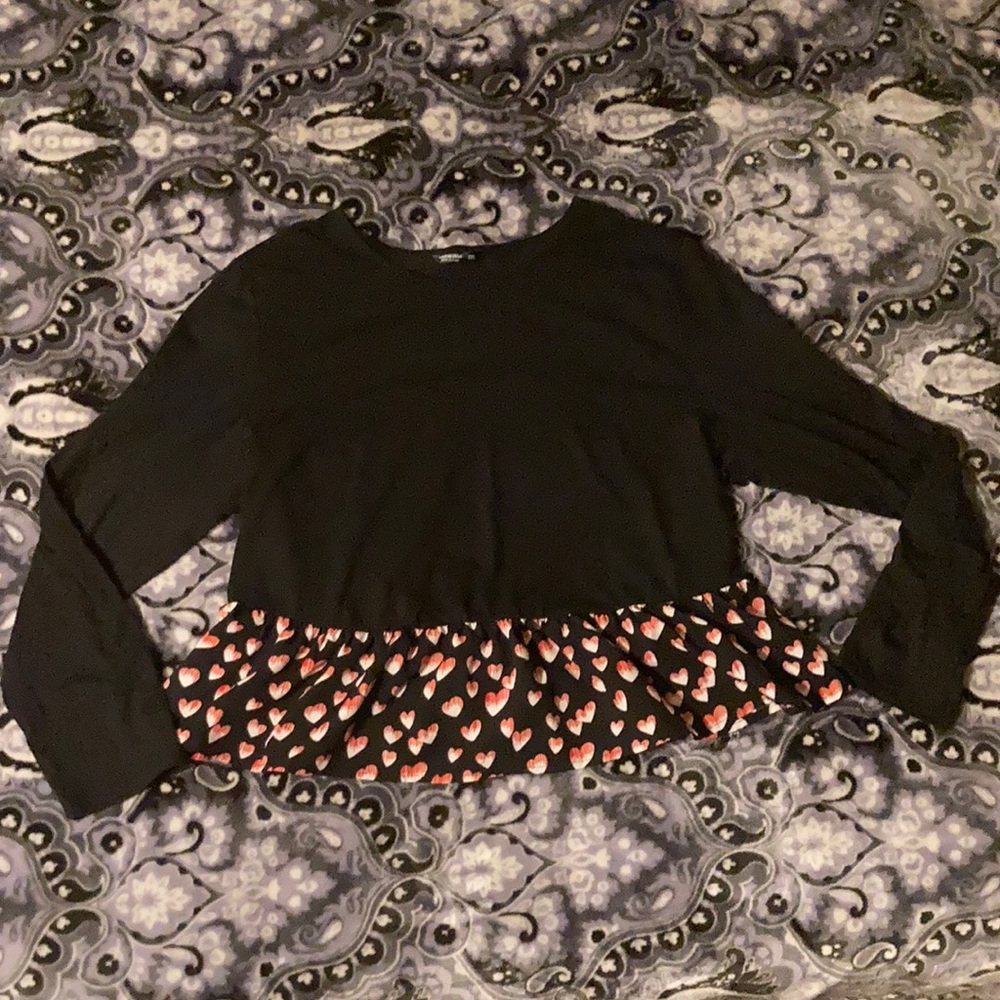 Cute blouse, long sleeve, bottom heart ruffle SHEIN curve brand size 2Xl